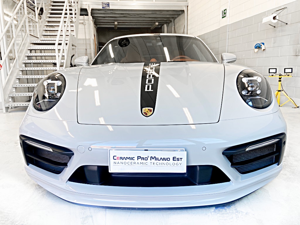 Porsche 911 (992)