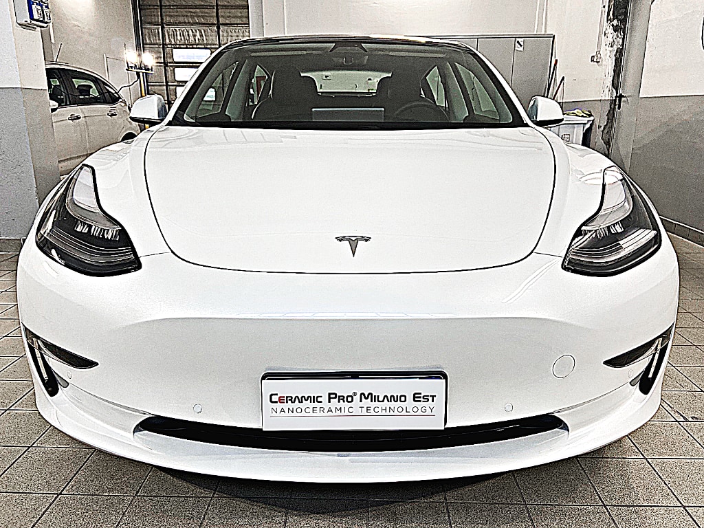 Tesla model 3