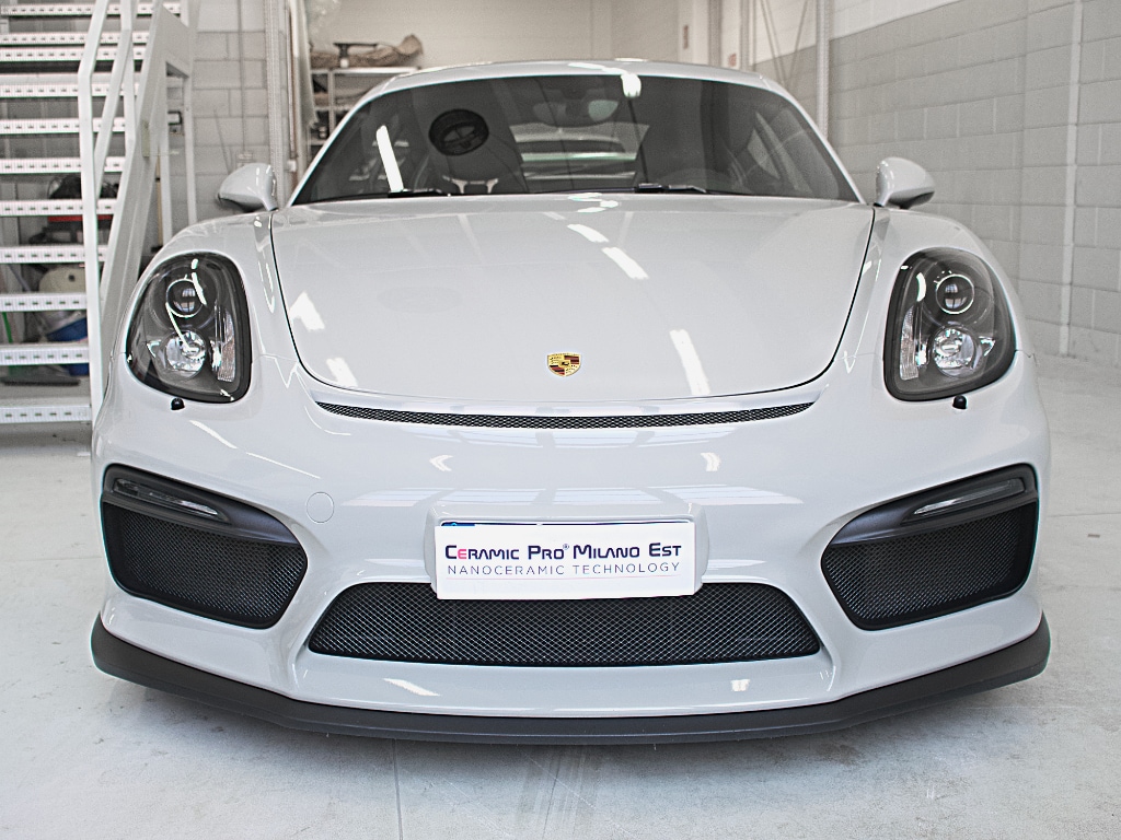 Porsche 718 GT4 nanotecnologia