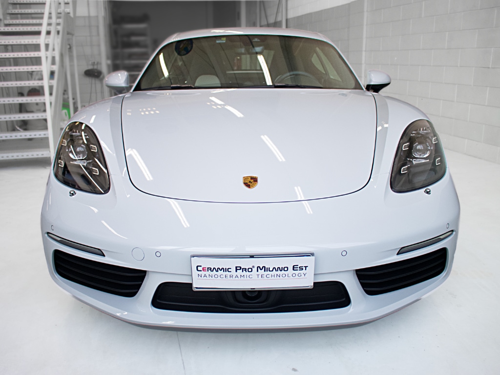 Porsche 718 Cayman nanotecnologia