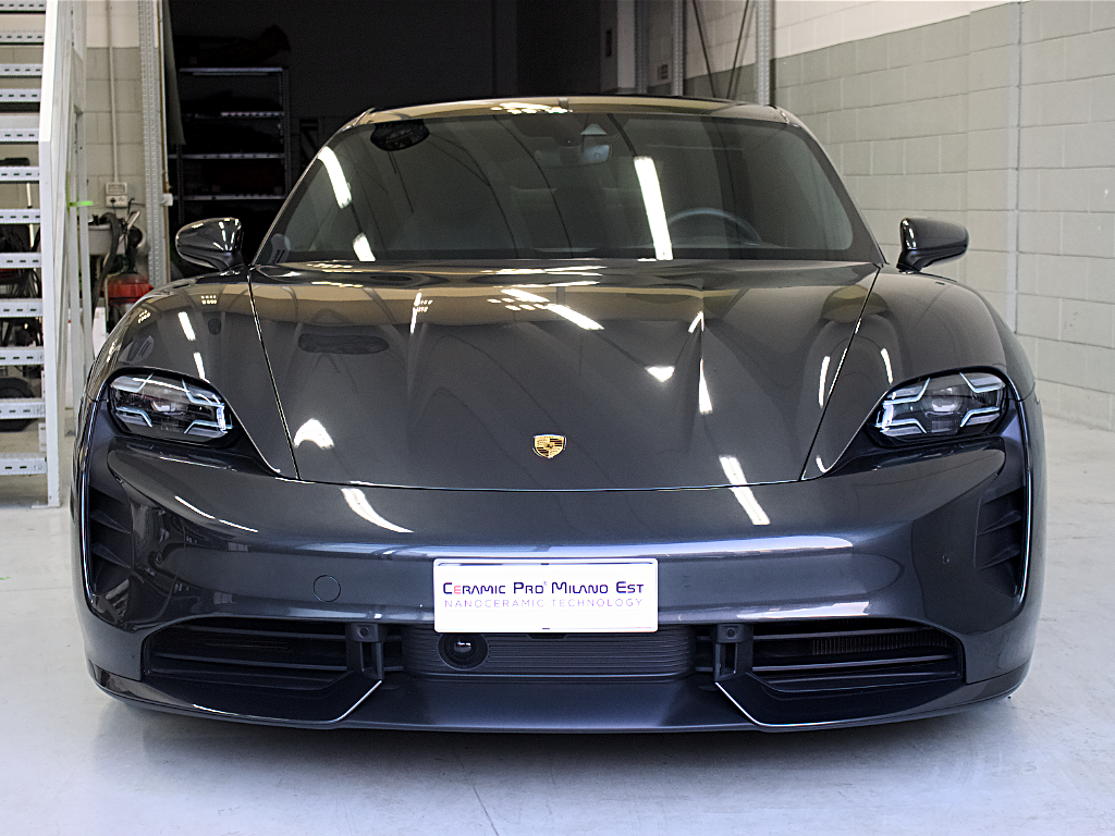 Porsche Taycan Turbo
